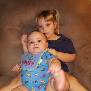 Meet your Posher, Alma